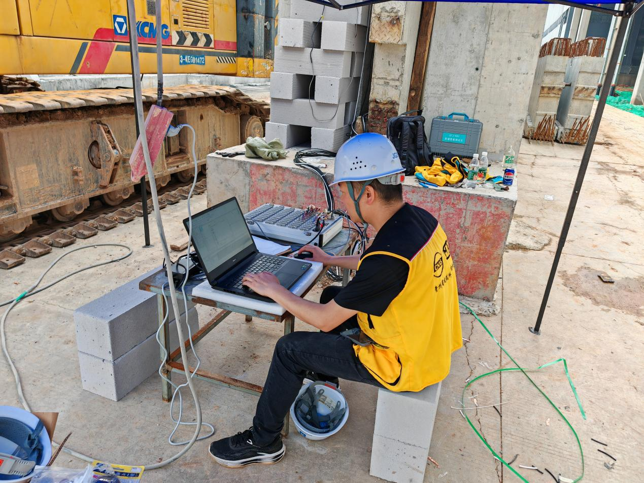 贵州中建建筑科研设计院职工黄钰涵荣获贵阳市“筑城工匠”称号。