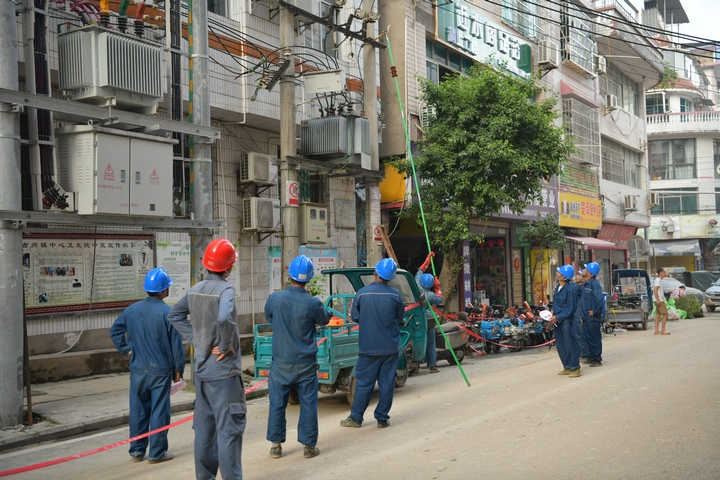 抢险救援。