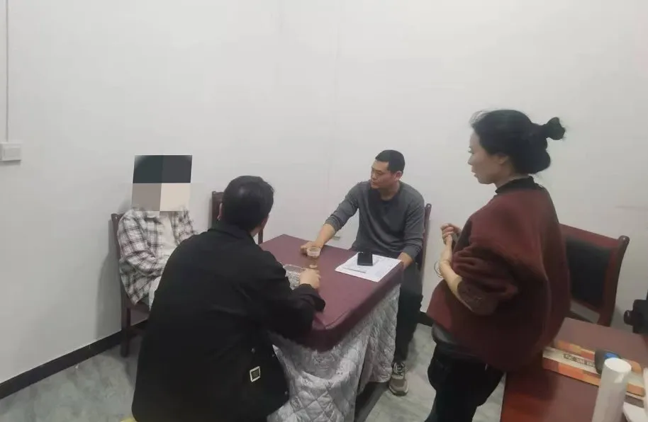 对社矫对象交流辅导。