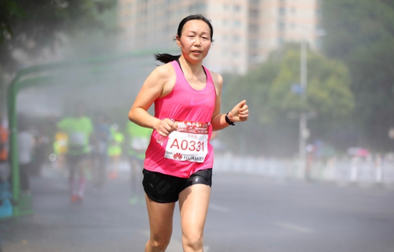 王光燕参加往届“六马”剪影。受访者供图