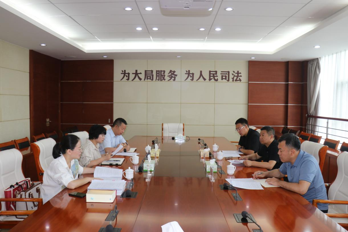 座谈会现场。