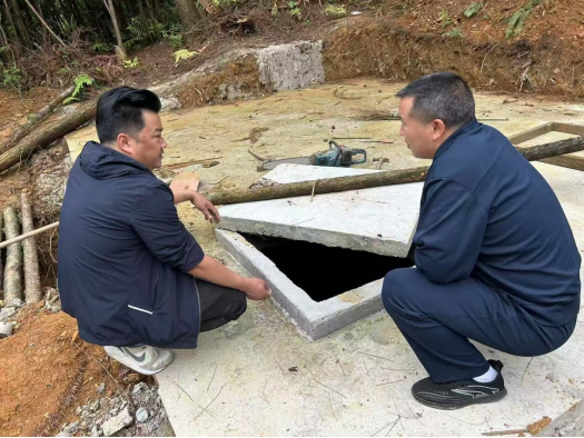 米坪乡察看水池.png