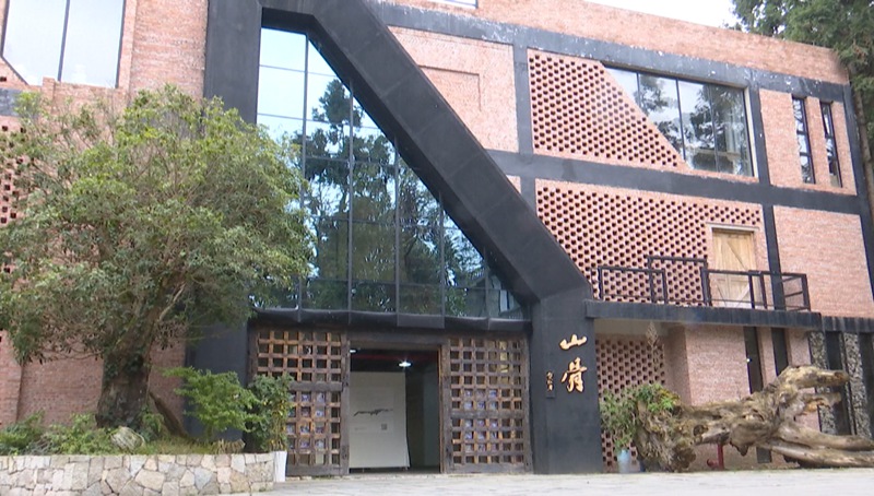 山骨博物館。