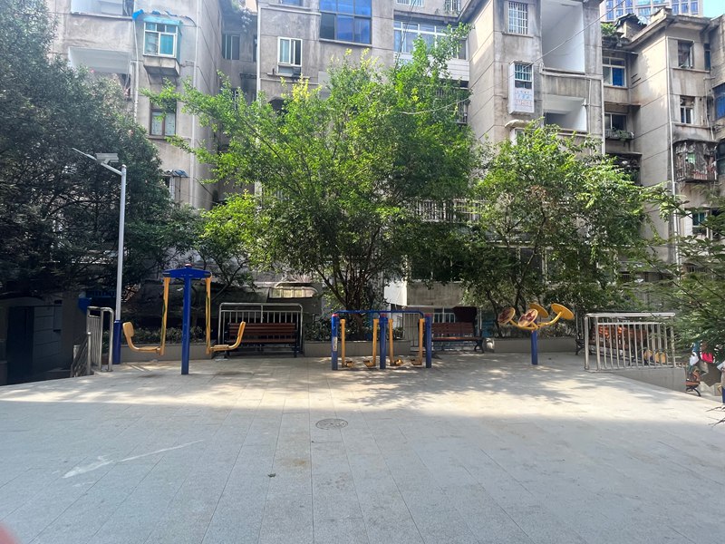 貴陽雲岩區老舊小區綠色低碳智能化改造項目圓滿完工。