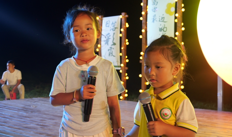 自然凉+音乐潮！松桃黔东草海激活夏季出游新玩法