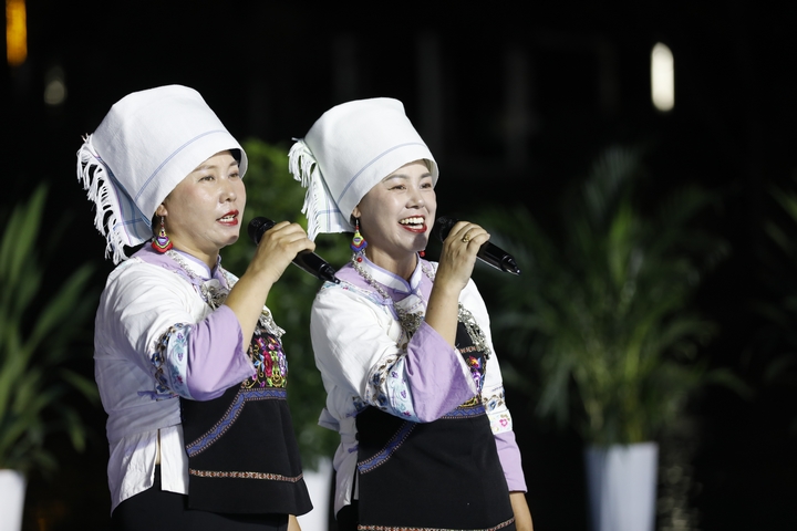 山歌对唱（刘文俊摄