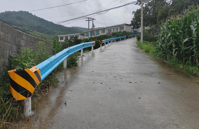 已经安装好的息烽县永靖镇雨洒村漆树沟组安防工程。