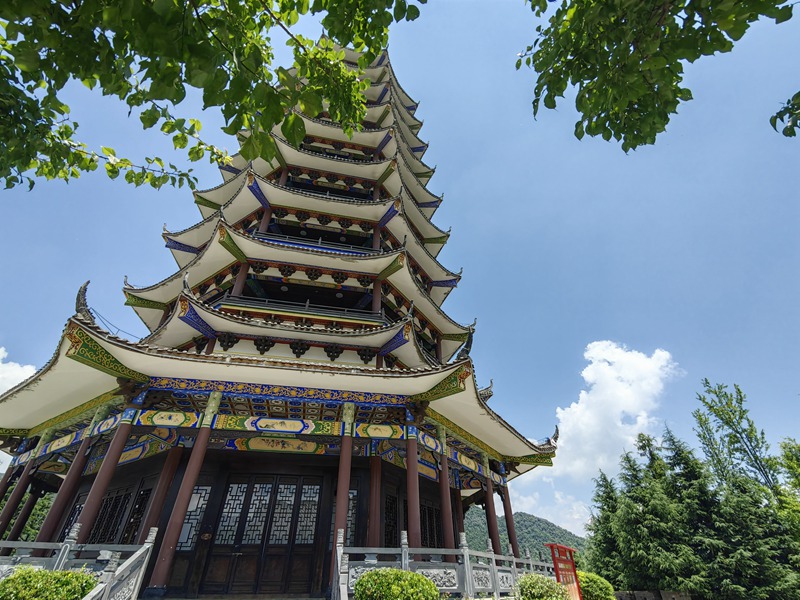 赫章县文峰塔。王永胜摄