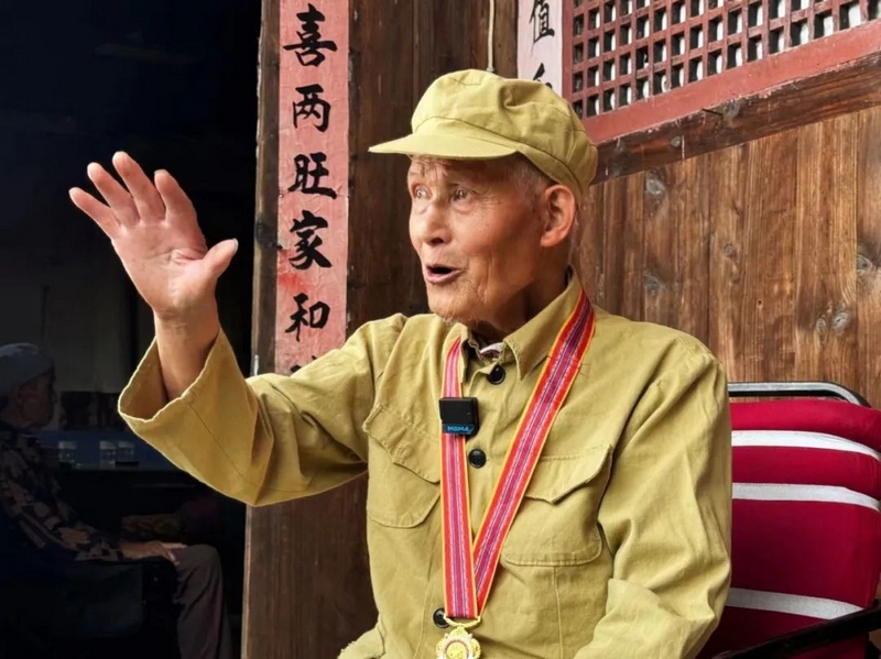 抗美援朝老兵罗正德.jpg
