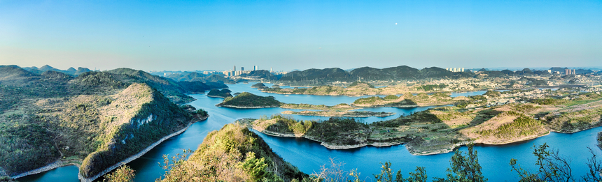 贵阳阿哈湖群岛。汤恩博摄