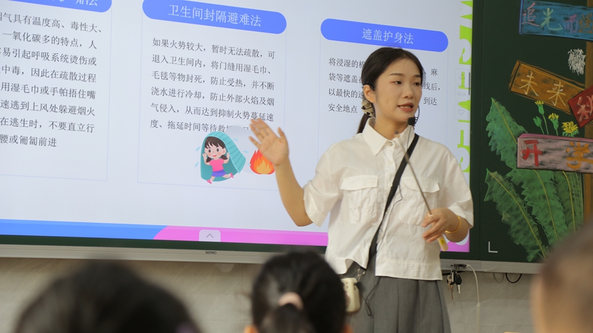 黔东南州60所受灾学校如期开学。