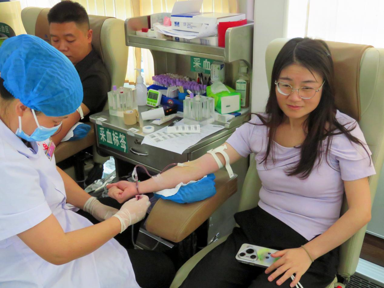 献血活动现场。