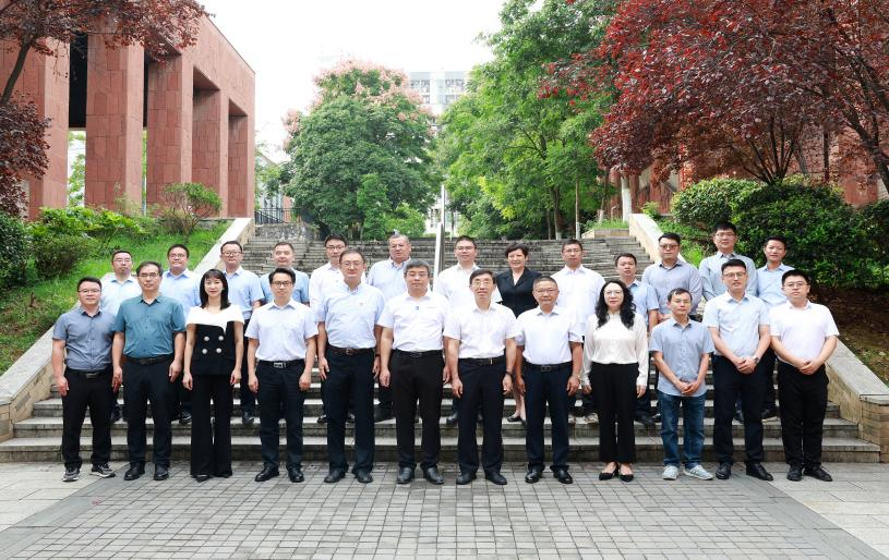 贵大教师团队获教育部第四批全国高校黄大年式教师团队称号。贵州大学供图