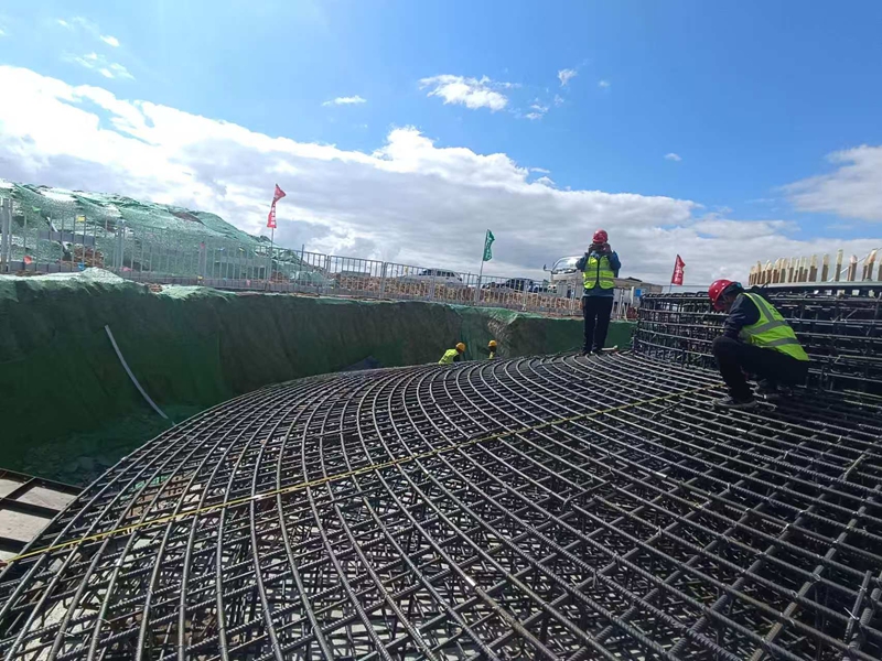 1 圖為該企業承接的新能源項目施工現場。.jpg