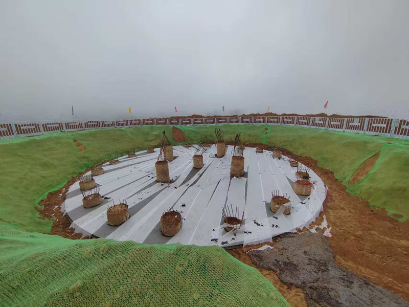 2 圖為該企業承接的新能源項目施工現場。.jpg