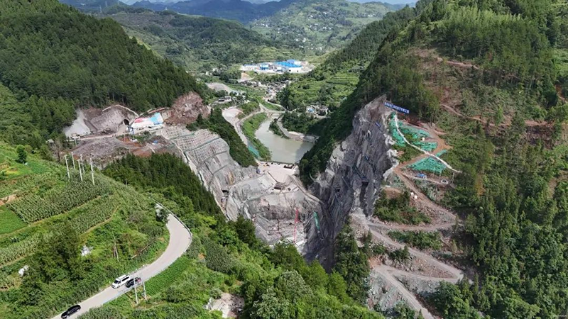花灘子水庫樞紐工程建設穩步推進。