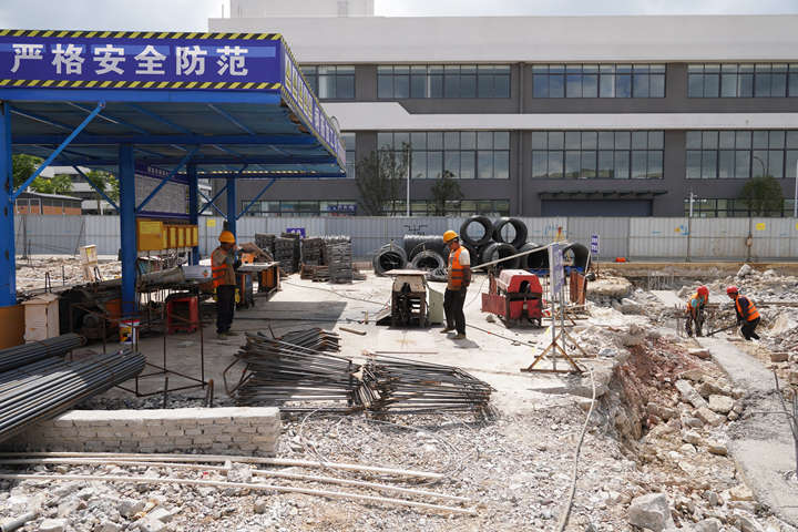 安顺航空配套制造产业园两项目提速 定制厂房建设让企业“拎包入驻”。