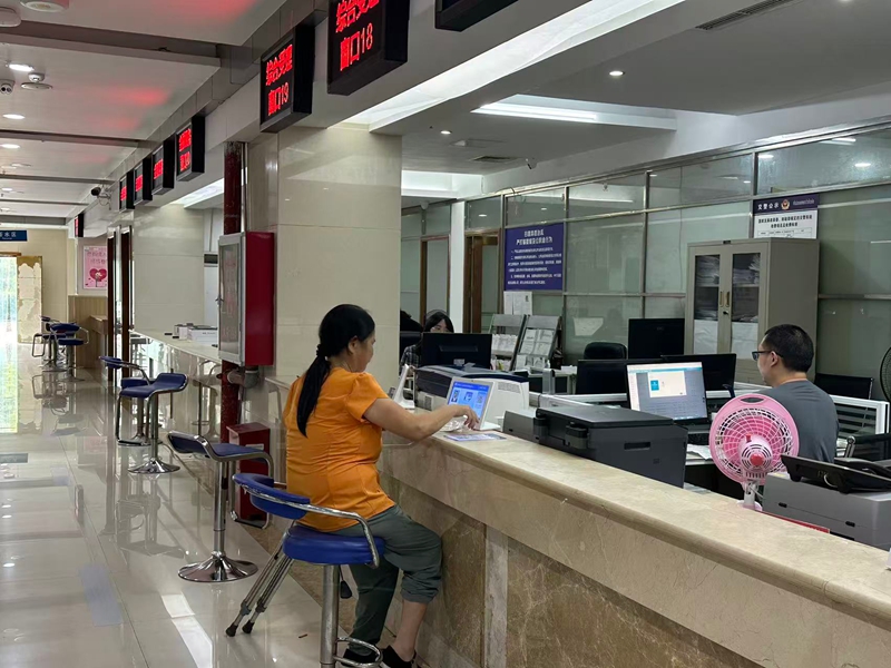 贵州思南：政务服务重点改革项目推进成效显著 (1).jpg