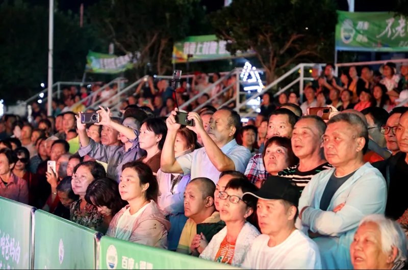3、村晚现场。.jpg