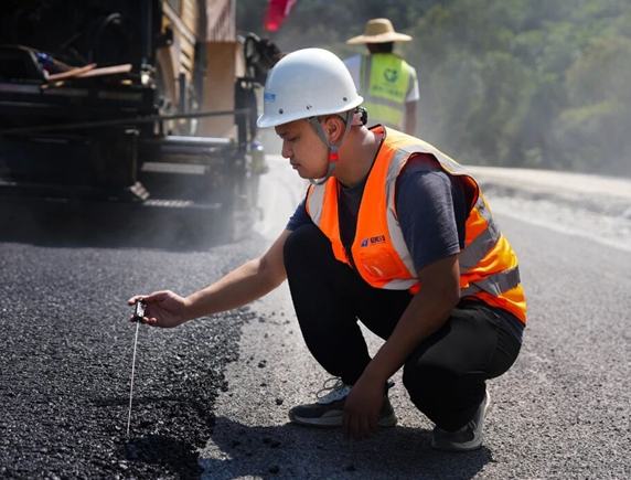 皮庆柏：十三年坚守，在公路一线书写担当