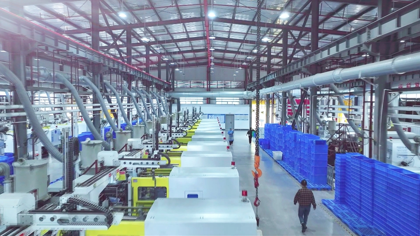 鬆桃孟溪強村富民工坊車間。任濤攝