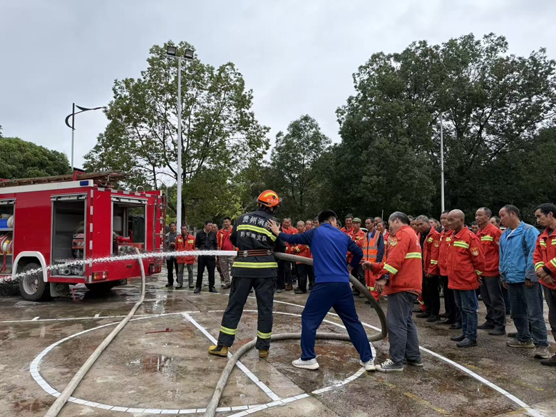 马溪乡灭火演练。