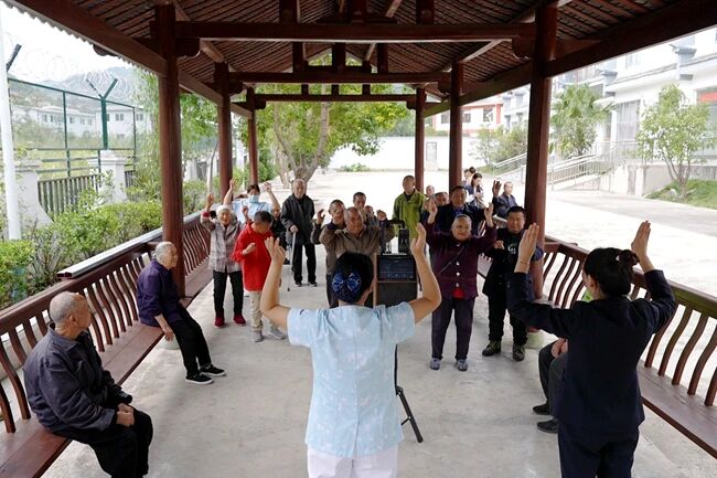 貴州鎮遠:構建“十五分鐘”養老服務圈 托起幸福“夕陽紅” (2)