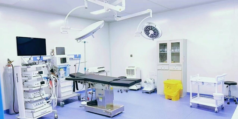 金沙县安底镇卫生院手术室 彭垚 摄.jpg