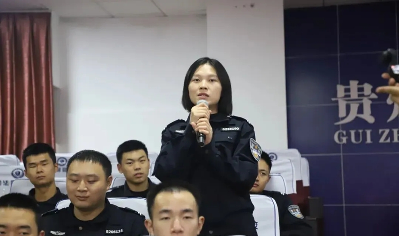 貴州省司法警官學校《沉默的榮耀》教學活動引發監獄戒毒新警深刻共鳴。