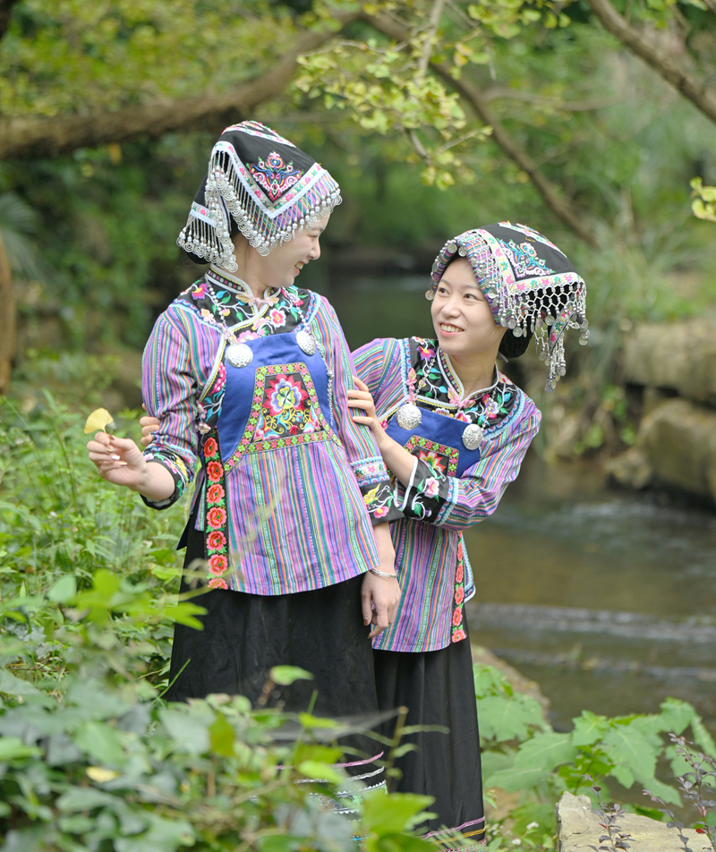 银杏班成员民族风采。