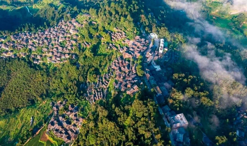 从江岜沙苗寨。吴德军摄