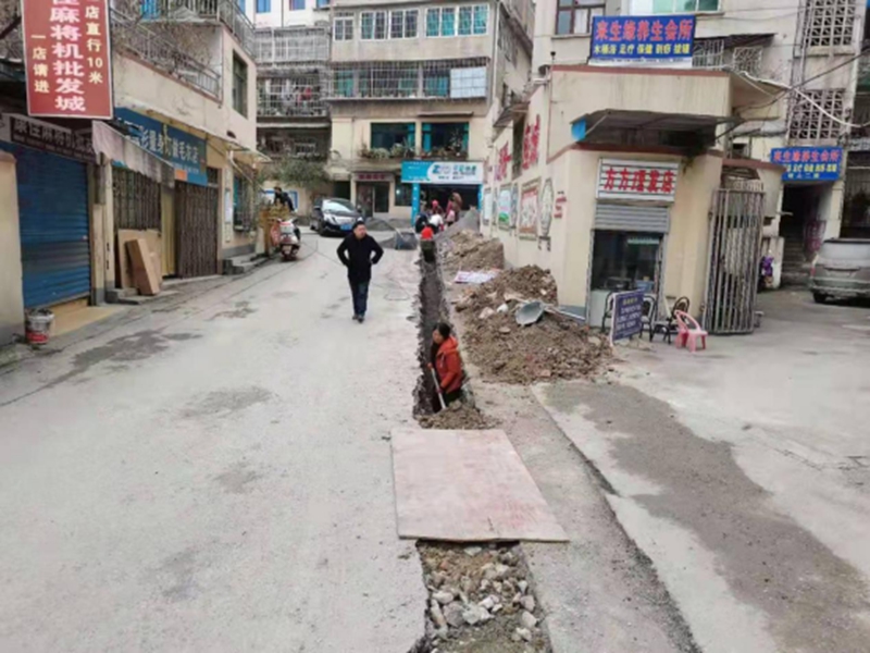 老舊小區改造中的洪山社區。受訪者提供