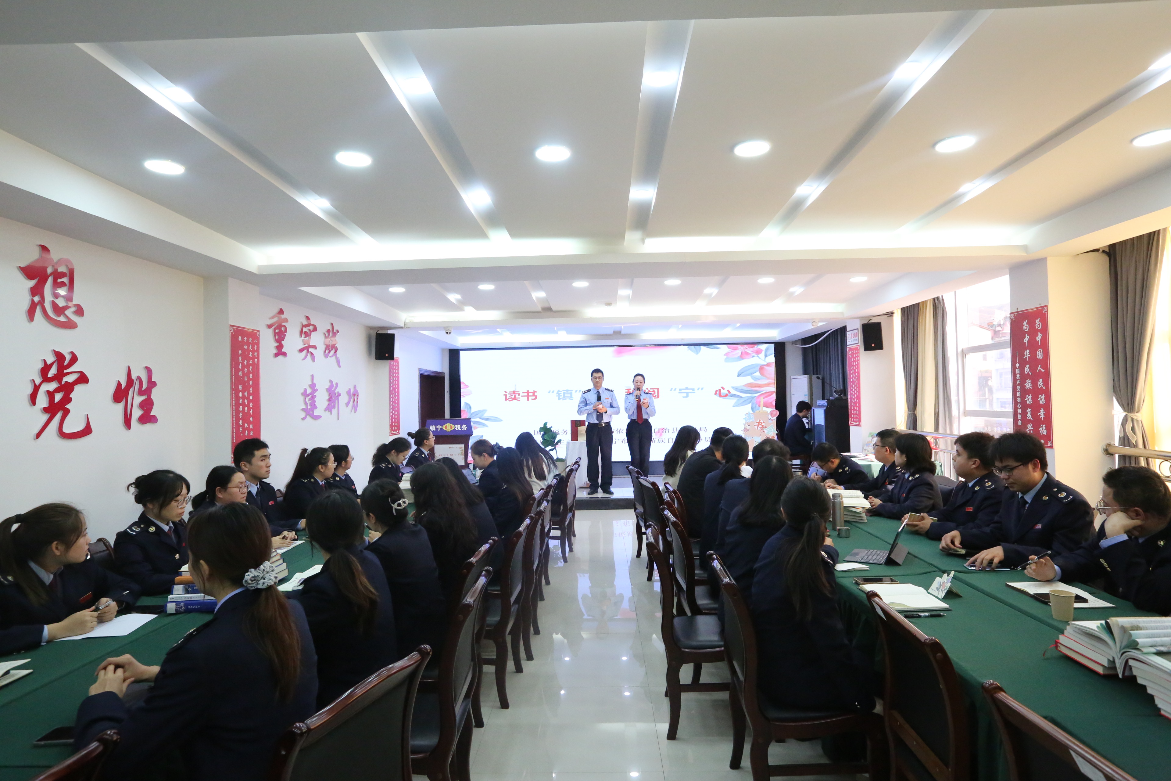 青年读书会活动现场。董茹芸摄