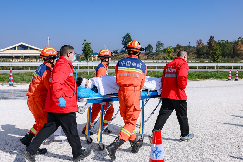 应急演练现场。