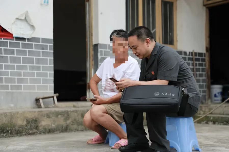 息烽縣人民法院立案庭開展跟蹤回訪.jpg