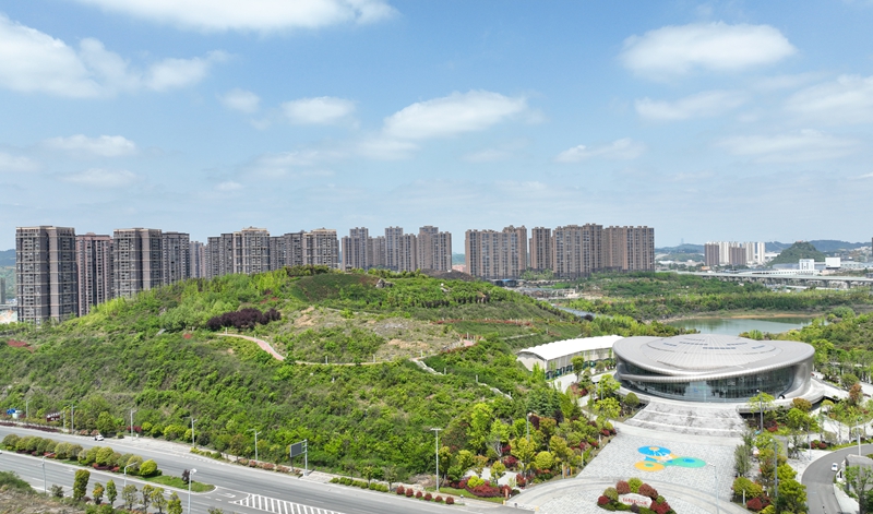 貴陽市體育文化公園。代勝強 攝.jpg