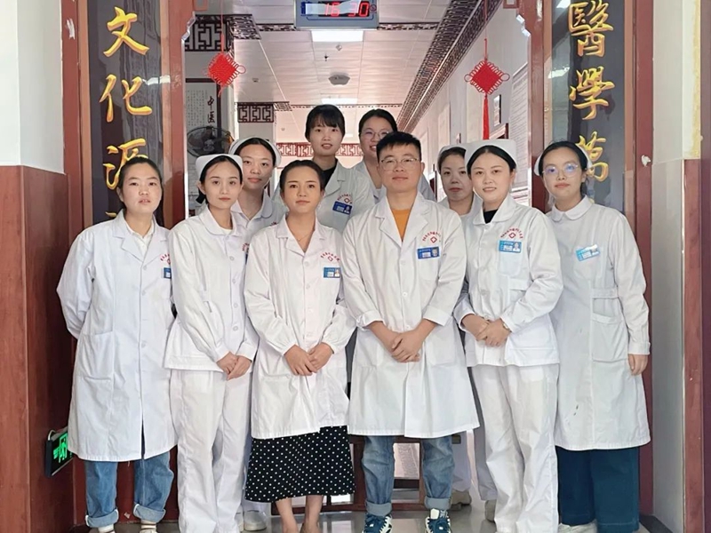 中医科医护团队.jpg