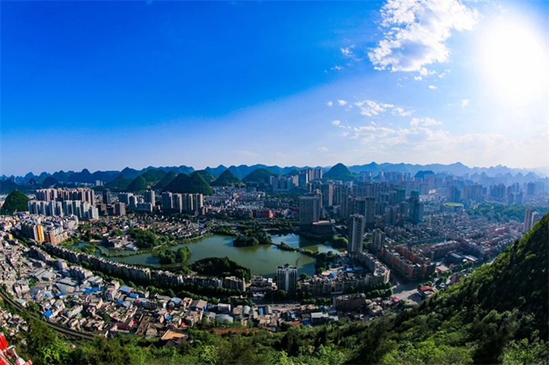 六盤水全景圖。趙樺 攝.jpg