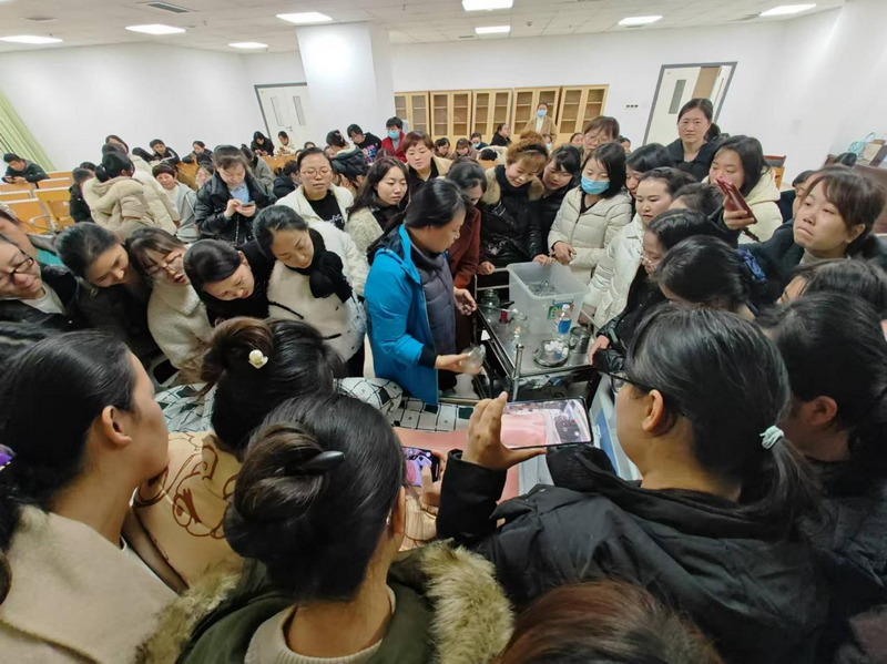 廣東省中醫院貴州醫院開展中醫適宜技術培訓。