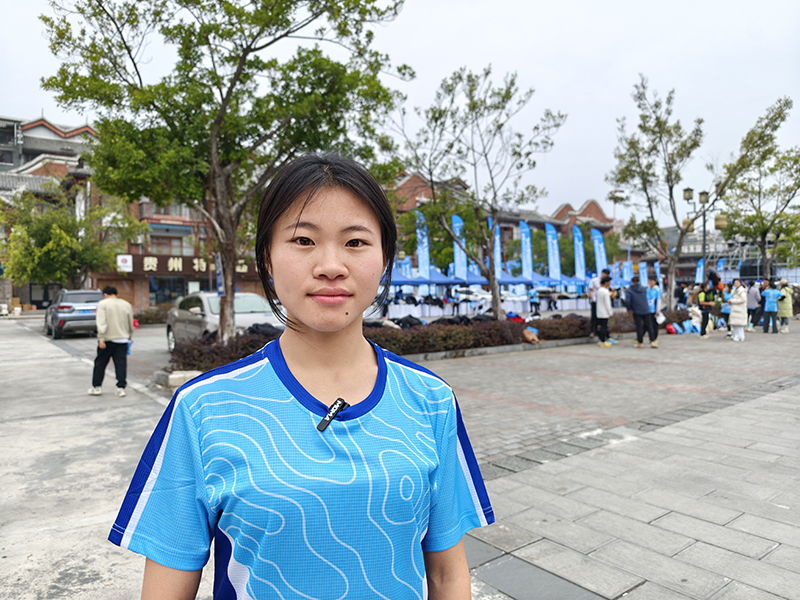 全国定向锦标赛接力赛冠军罗丹。