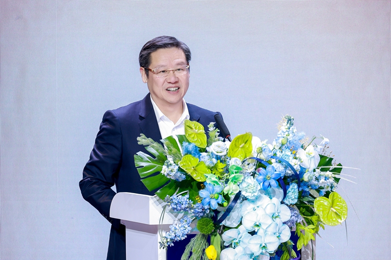 珍酒李渡集团董事长吴向东.jpg