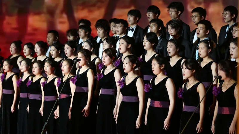 合唱《憶秦娥·婁山關》.jpg
