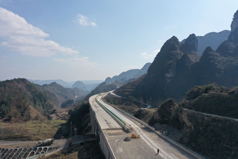 赫納高速與赫六高速連接點。徐亞力 攝.JPG