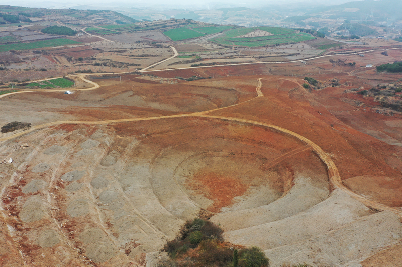12月24日，航拍威寧自治縣2025年高標准農田建設項目迤那鎮櫻桃村項目區一角。陳逍攝
