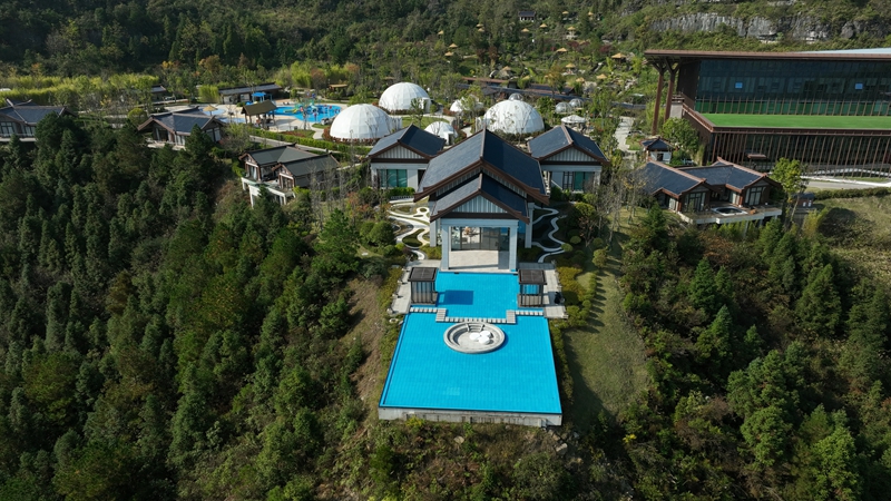 朵花溫泉度假酒店。龍裡縣供圖