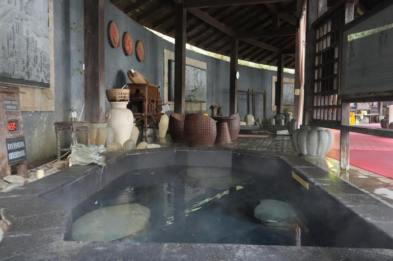 思南溫泉暖冬，旅游“淡季”變“旺季”。