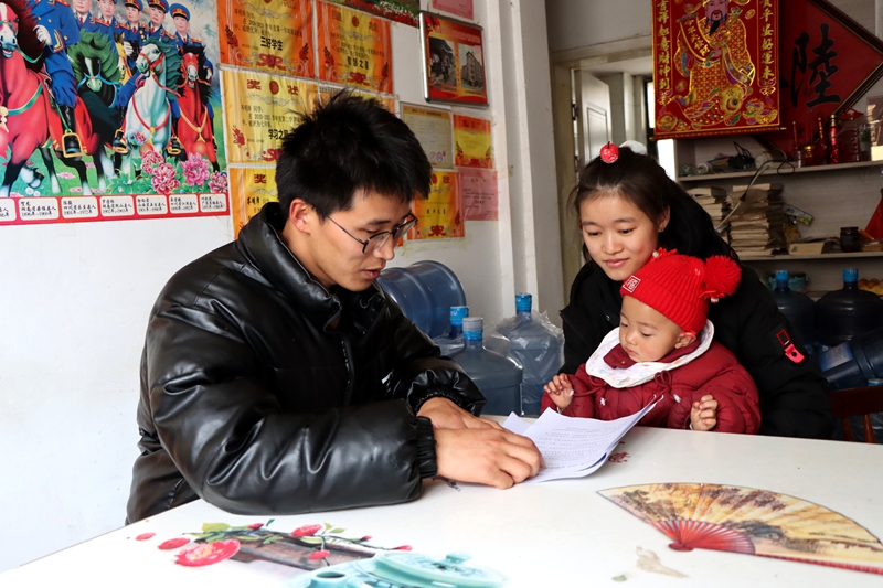 贵州独山构建“15分钟就业服务圈”让工作“找上门” 。