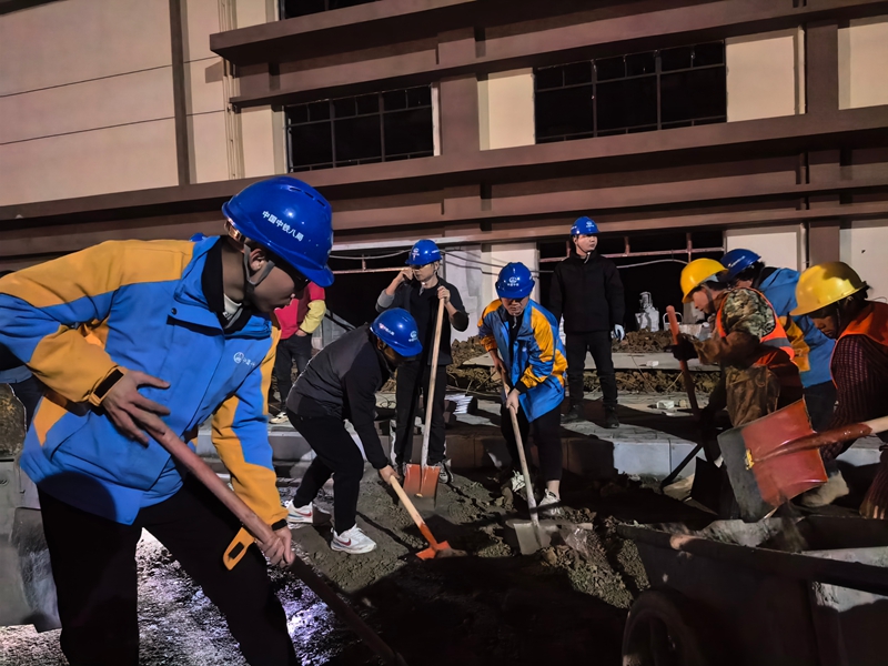 3 圖為施工單位完善收尾工程現場