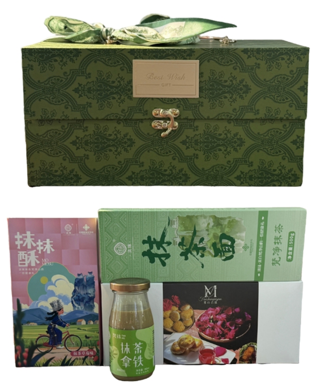 曹兴珍与其团队设计的抹茶伴手礼.jpg