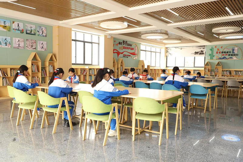 搬迁安置点学校。